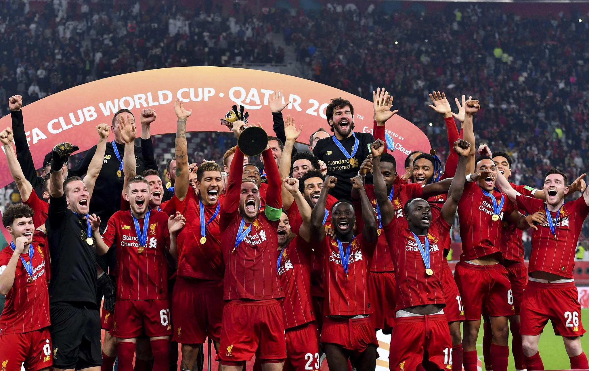 开云登录-法国杯赛程吃紧，阿贾克斯今晨篮板制胜，悬念犹存，阵容厚度经受考验